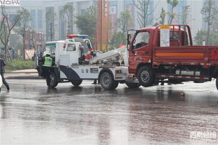 大安區(qū)2014年度道路危險(xiǎn)貨物運(yùn)輸暨校車安全事故應(yīng)急演練紀(jì)實(shí) 強(qiáng)化安全防線，守護(hù)生命之路